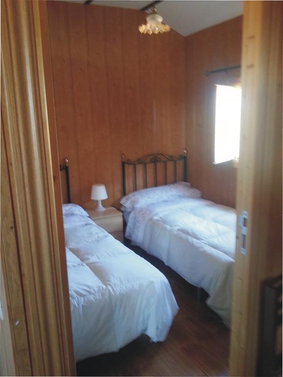Bungalow Perotonar Ideal Para Familia Con Ninos La Puebla de Cazalla Exteriér fotografie